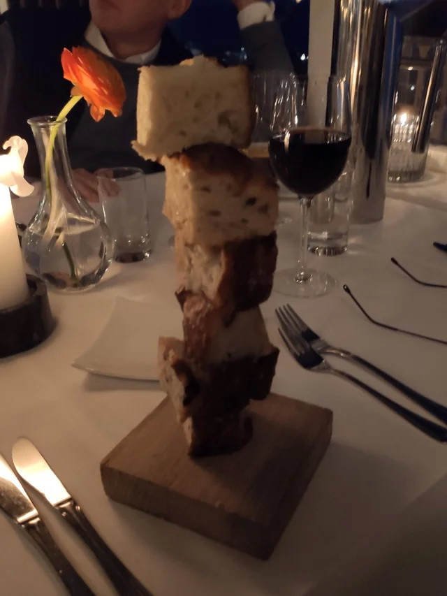Crazy Food Serving (20 pics)