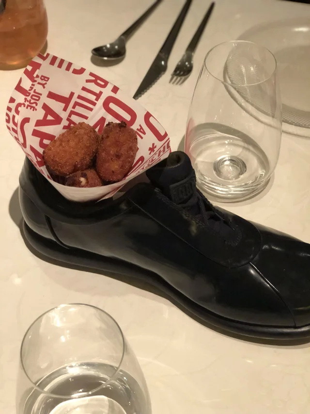 Crazy Food Serving (20 pics)