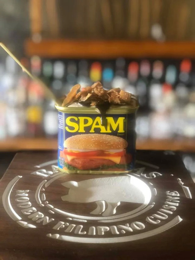 Crazy Food Serving (20 pics)