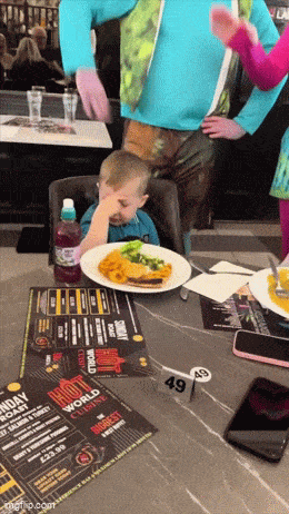 Acid GIFs, April 1 (25 gifs) Acid GIFs, April 1 (25 gifs)