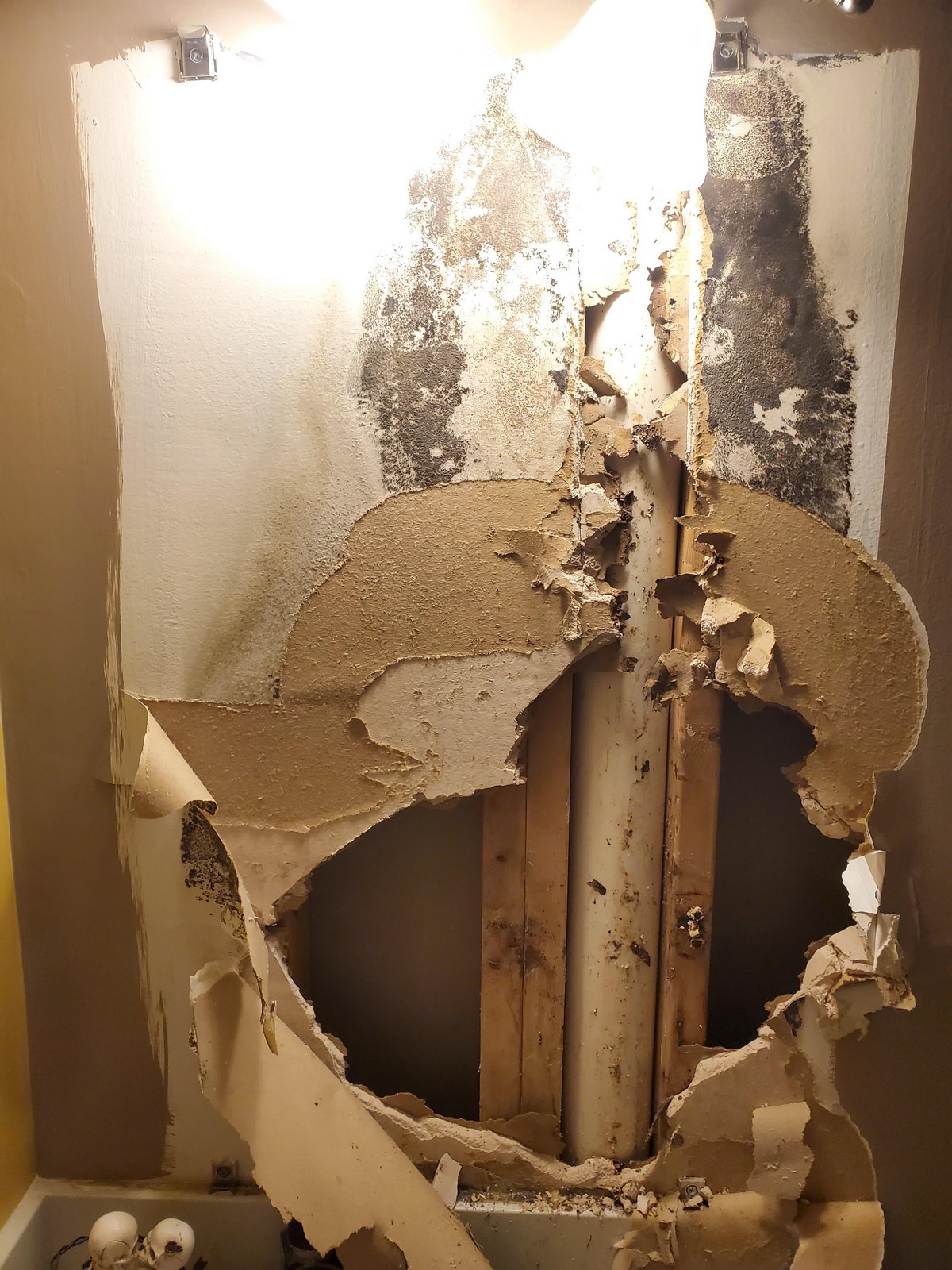 Bad Days Happen (23 pics)