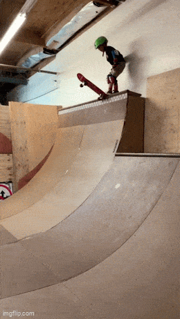 Acid GIFs, April 3 (25 gifs) Acid GIFs, April 3 (25 gifs)