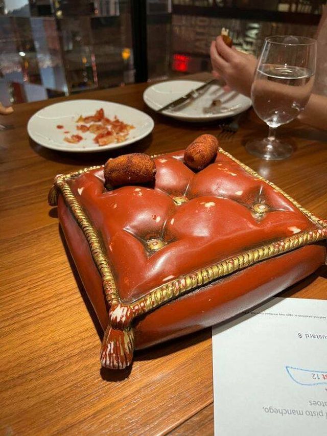 Crazy Food Serving (29 pics)