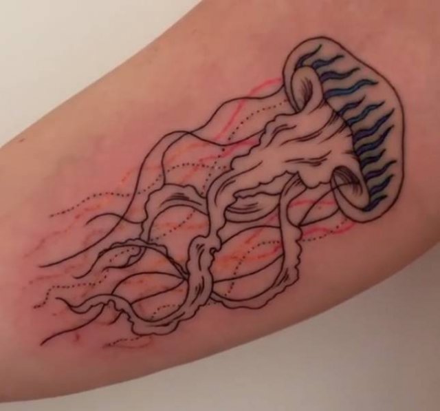 Unusual Glowing Tattoos (20 pics)