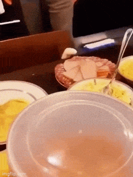Acid GIFs, April 9 (25 gifs) Acid GIFs, April 9 (25 gifs)
