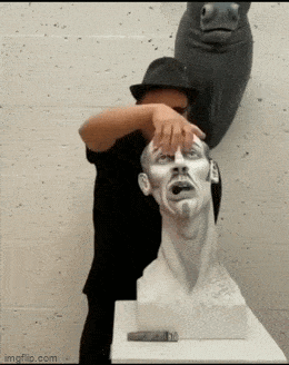 1744132680_24.gif