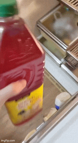 Acid GIFs, April 11 (25 gifs) Acid GIFs, April 11 (25 gifs)
