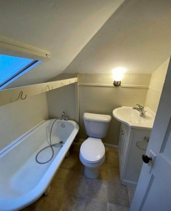 Weird Constructions (17 pics)