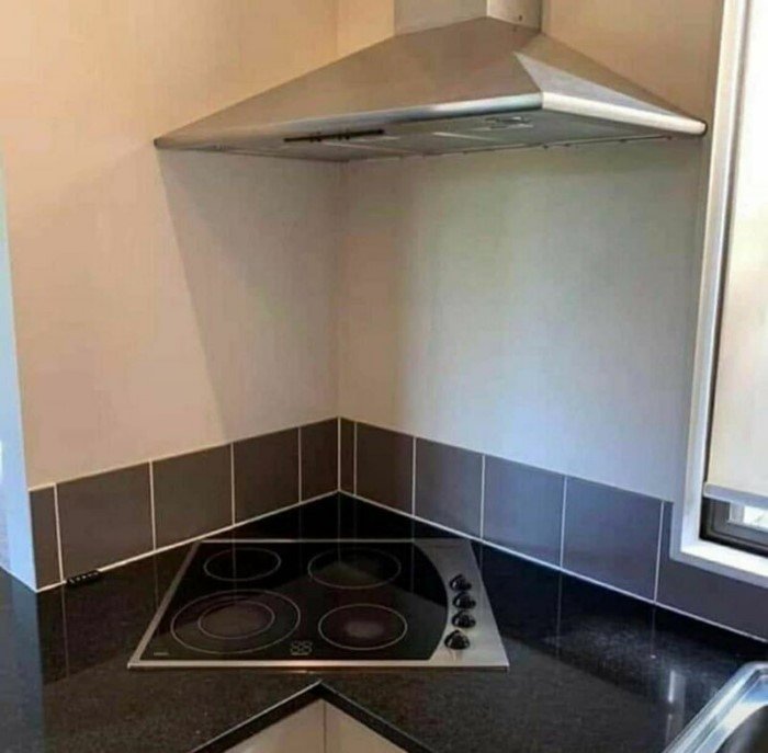 Weird Constructions (17 pics)