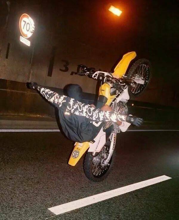 Daily Pictures. Part 1 (59 pics)
