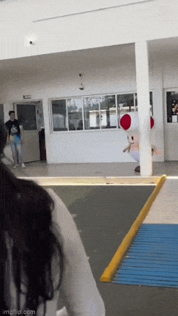 Acid GIFs, April 15 (25 gifs) Acid GIFs, April 15 (25 gifs)