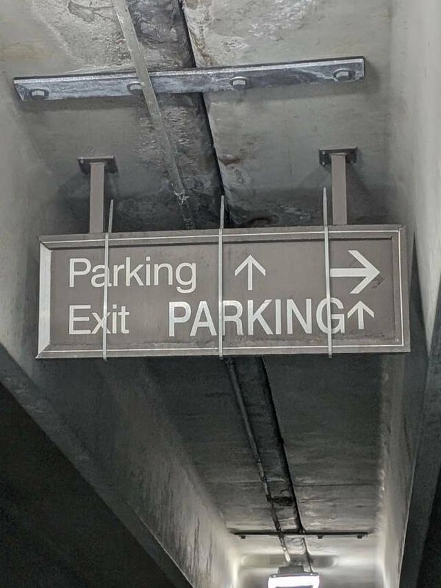Failed Signs (23 pics)