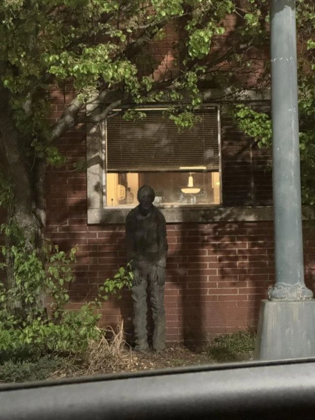 Creepy Photos (22 pics)