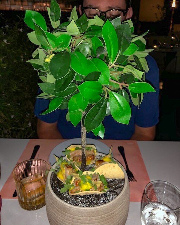Weird Food Serving (15 pics)