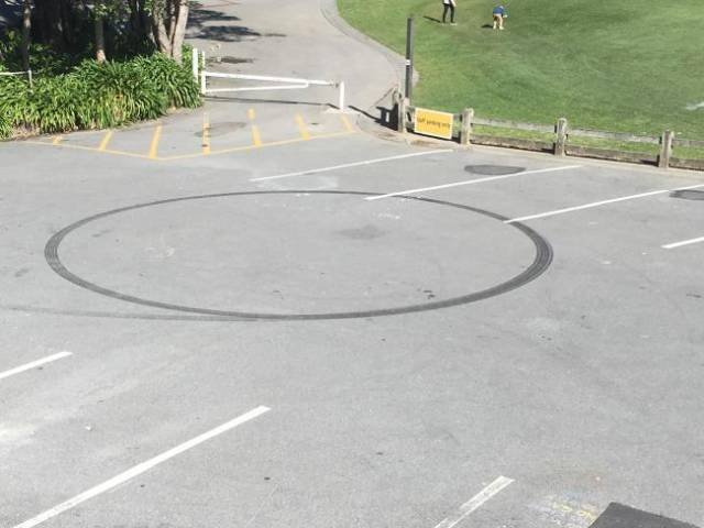 Hell For Perfectionists (19 pics)