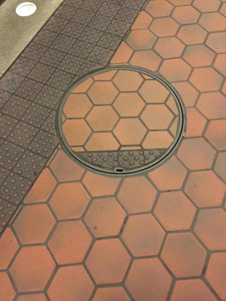 Hell For Perfectionists (19 pics)