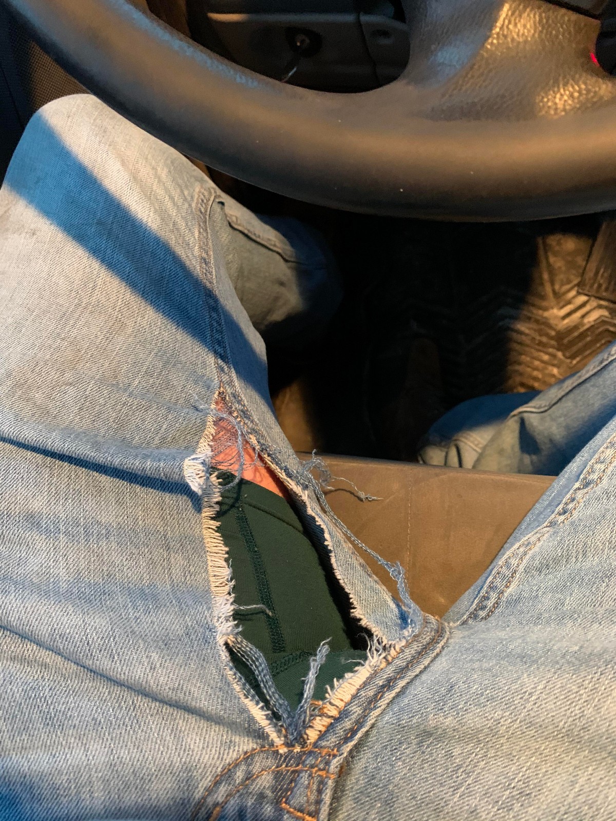 Bad Days Happen (27 pics)