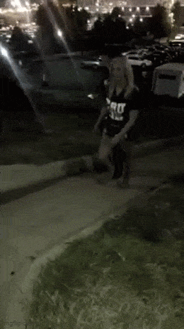 Acid GIFs, April 29 (25 gifs) Acid GIFs, April 29 (25 gifs)