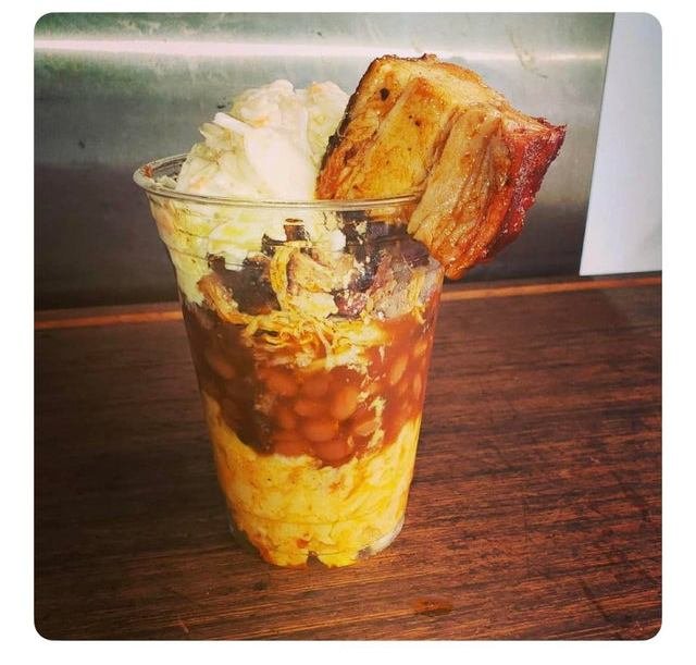 Crazy Food Serving (23 pics)