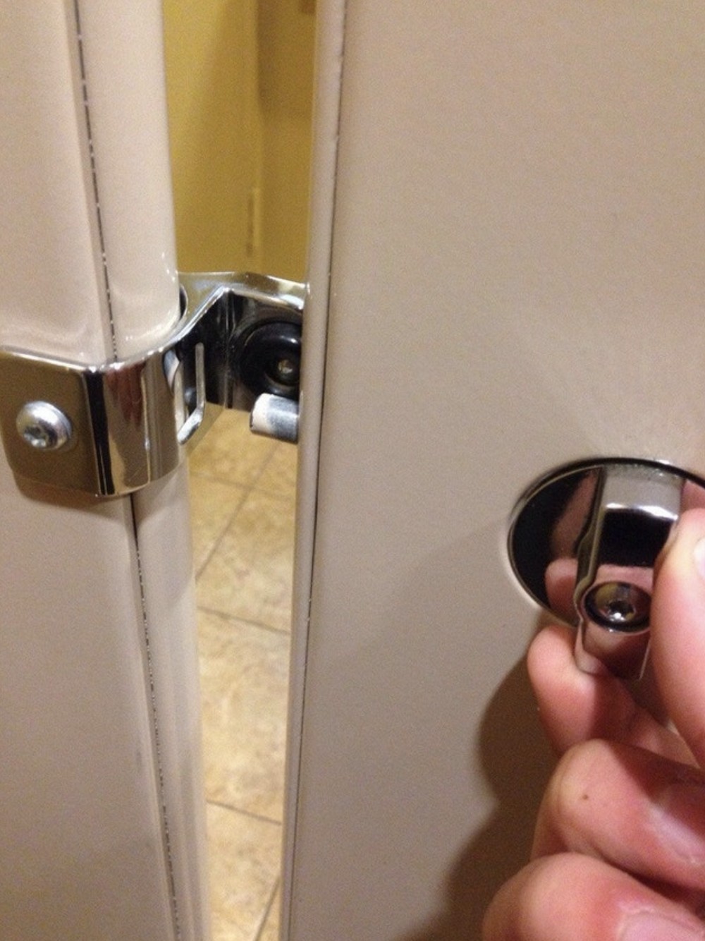 Annoying Situations (23 pics)
