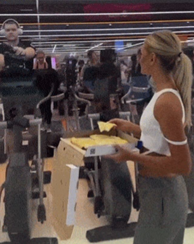 Acid GIFs, May 1 (25 gifs)