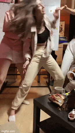 Acid GIFs, May 1 (25 gifs) Acid GIFs, May 1 (25 gifs)