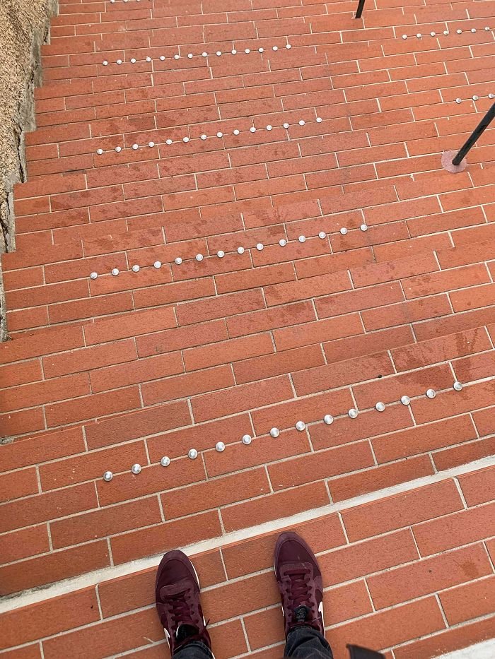 Dangerous Stairs (20 pics)