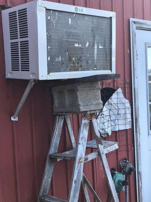 Redneck Inventions And Repairs (20 pics)