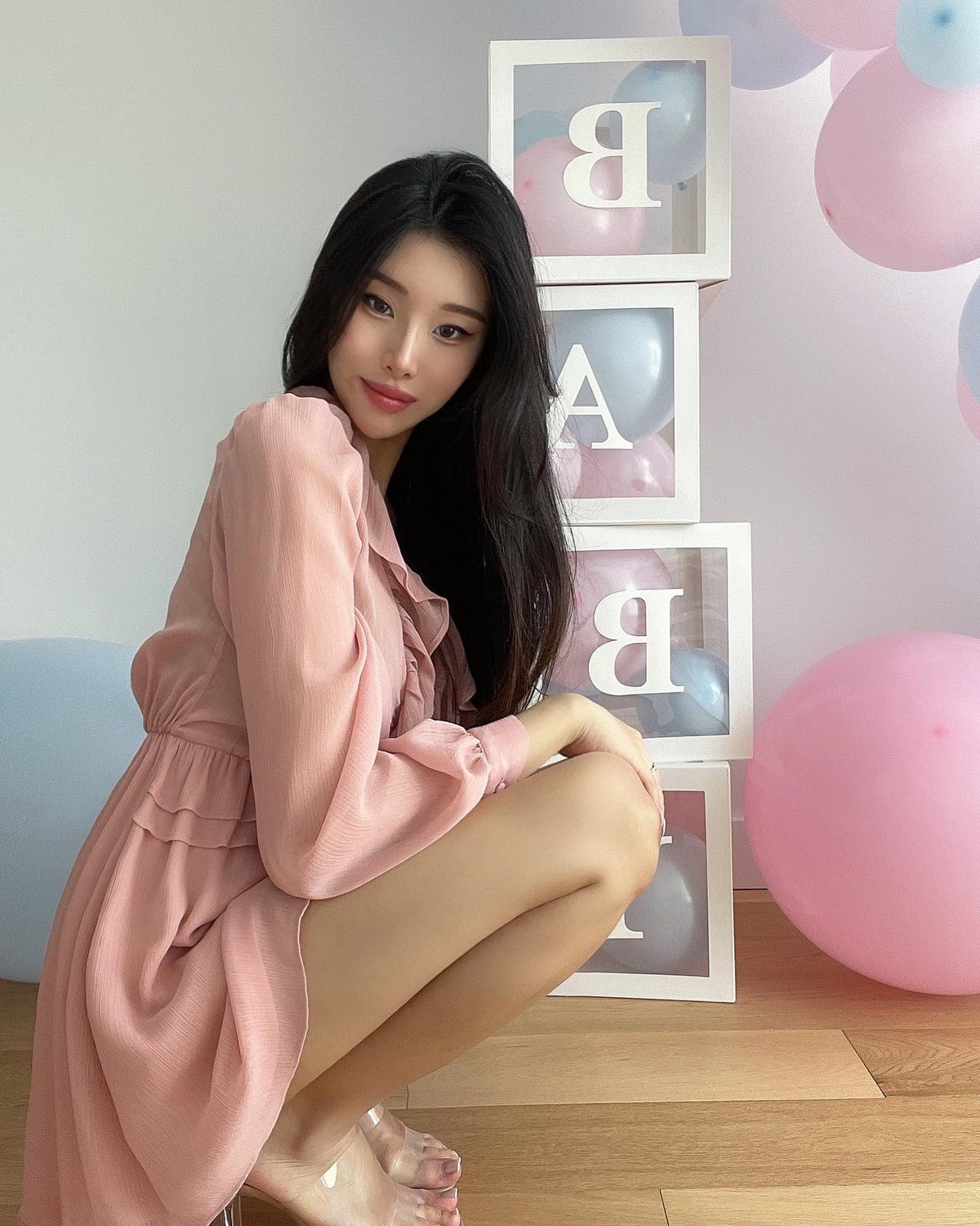 Asian Girls (25 pics)
