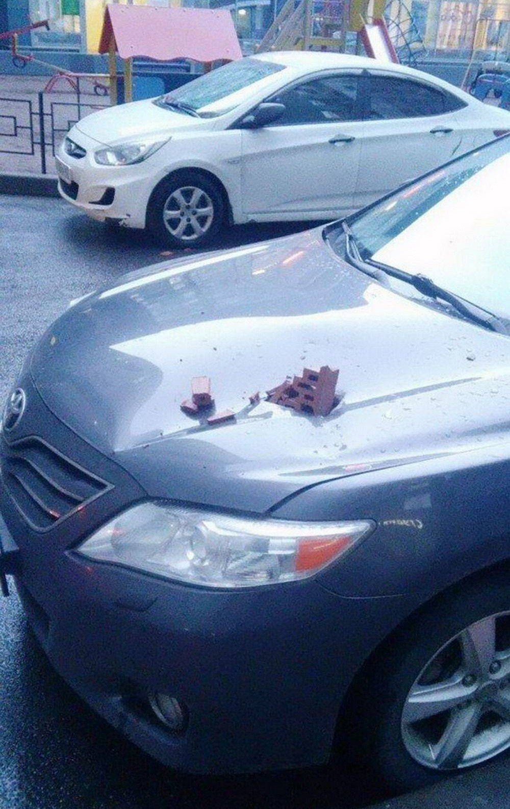 Bad Days Happen (23 pics)
