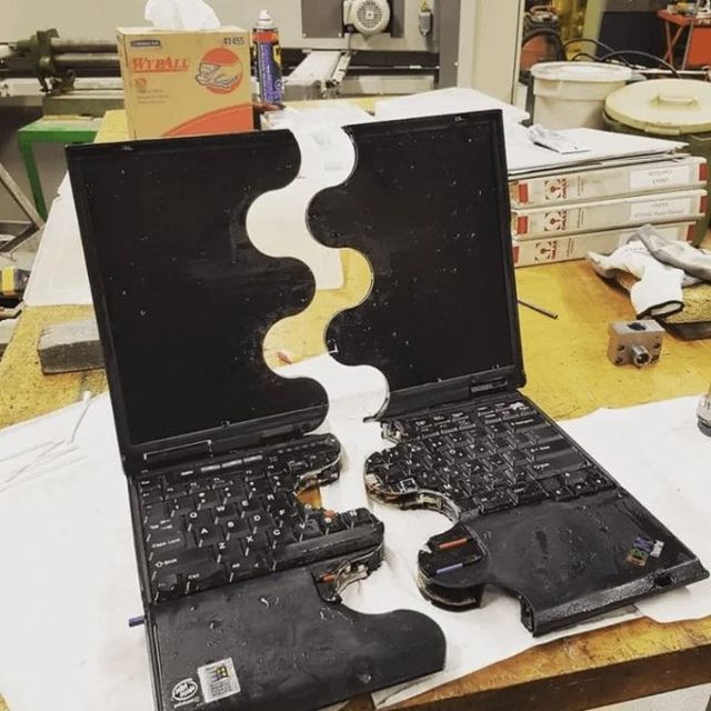 What Is Going On Here? (29 pics)