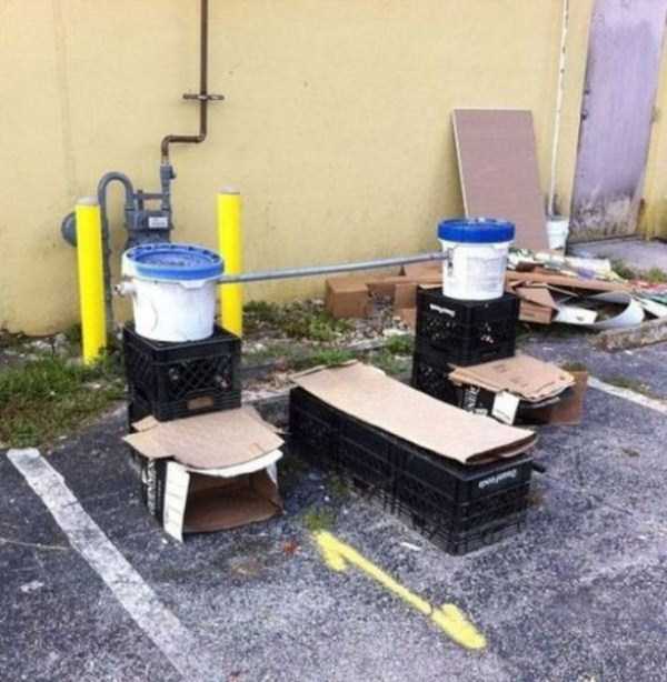 Redneck Inventions And Repairs (23 pics)