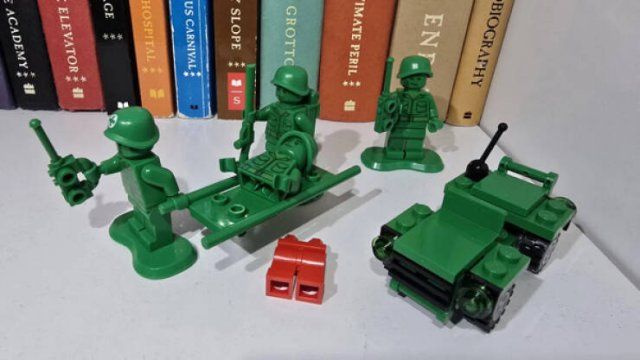 Cool LEGO Constructions (24 pics)