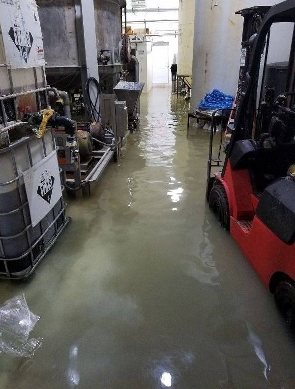 Cool And Hilarious Work Photos (21 pics)