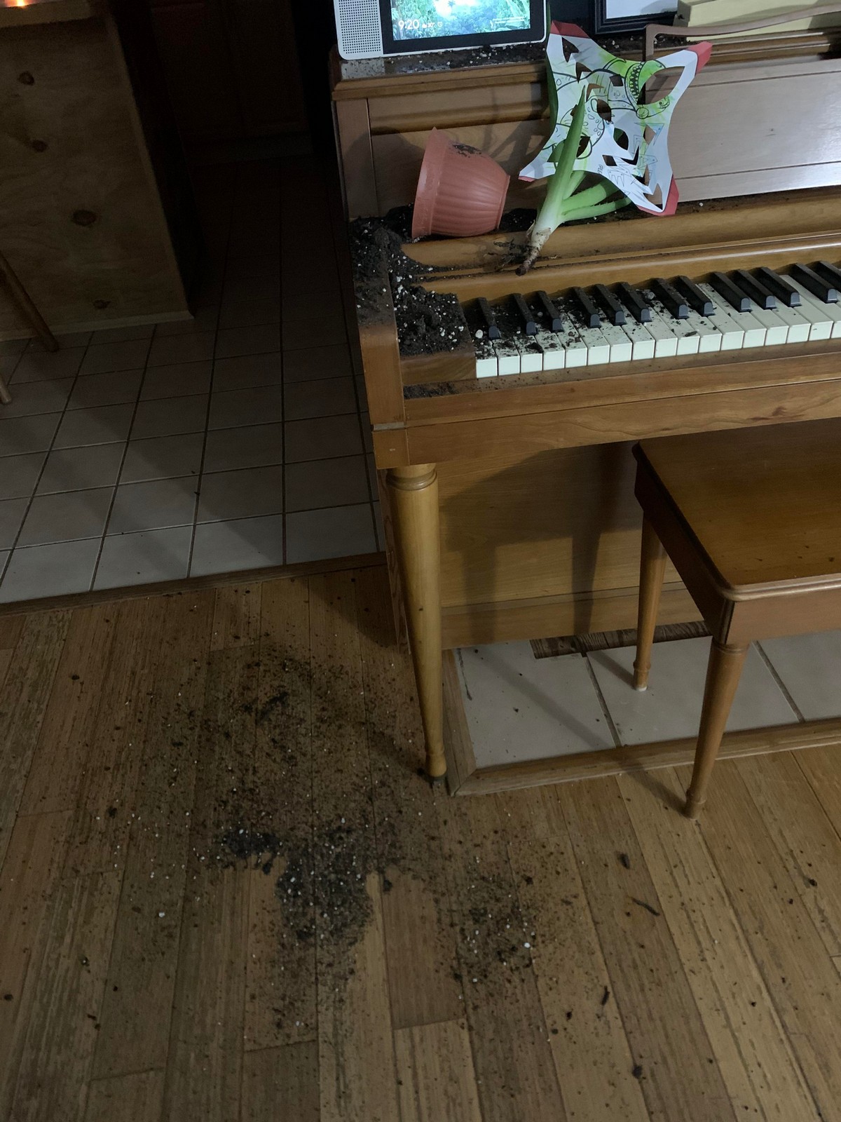 Bad Days Happen (27 pics)