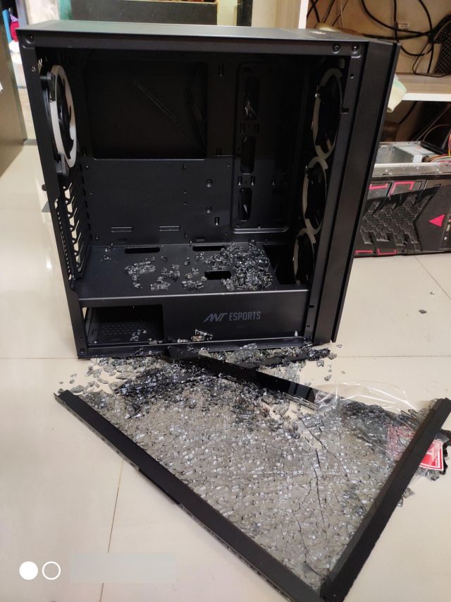 Bad Days Happen (27 pics)