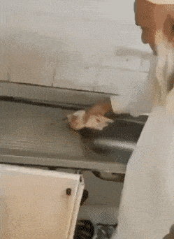 Acid GIFs, May 7 (25 gifs) Acid GIFs, May 7 (25 gifs)