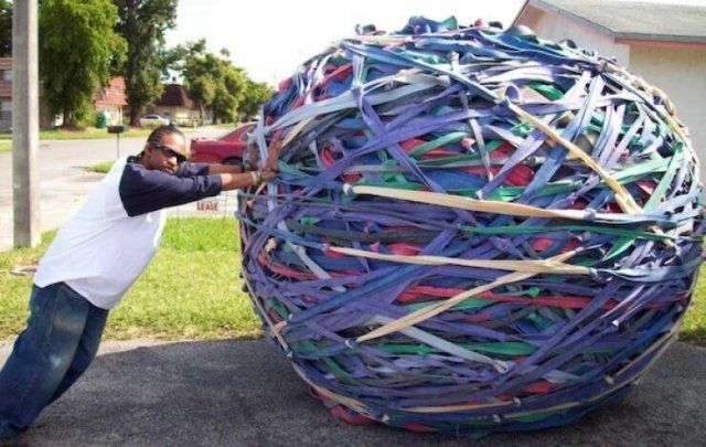 Giant Things (18 pics)