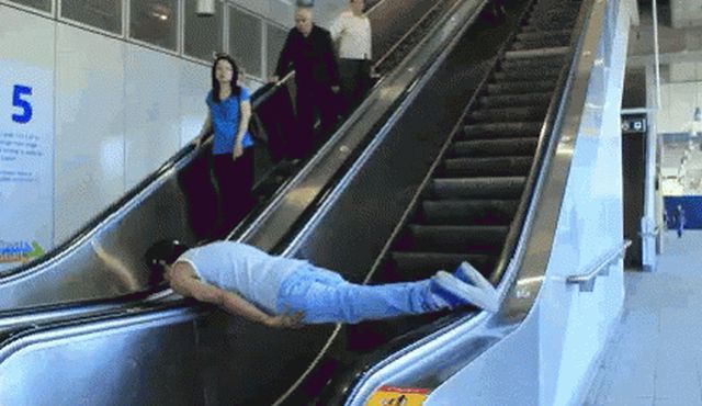 Trends From The Past (16 gifs)