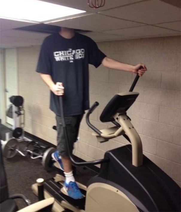 Problems Of Tall People (21 pics)