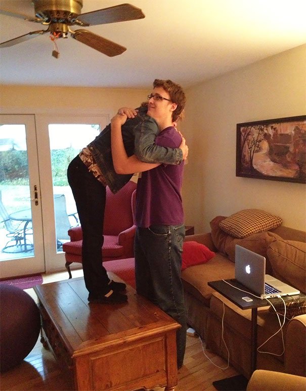 Problems Of Tall People (21 pics)