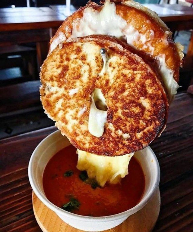 Weird Food Serving (18 pics)