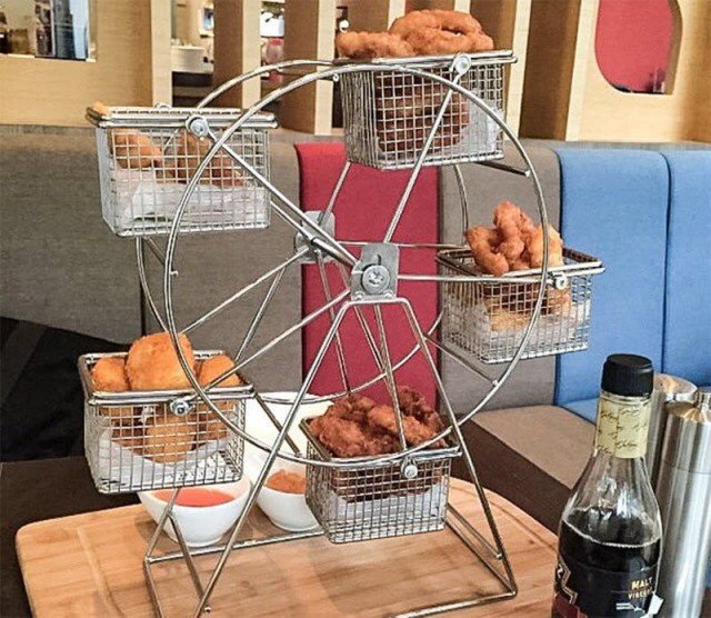 Weird Food Serving (18 pics)
