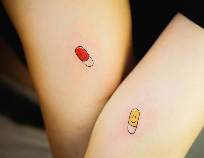Unusual Couple Tattoos (21 pics)