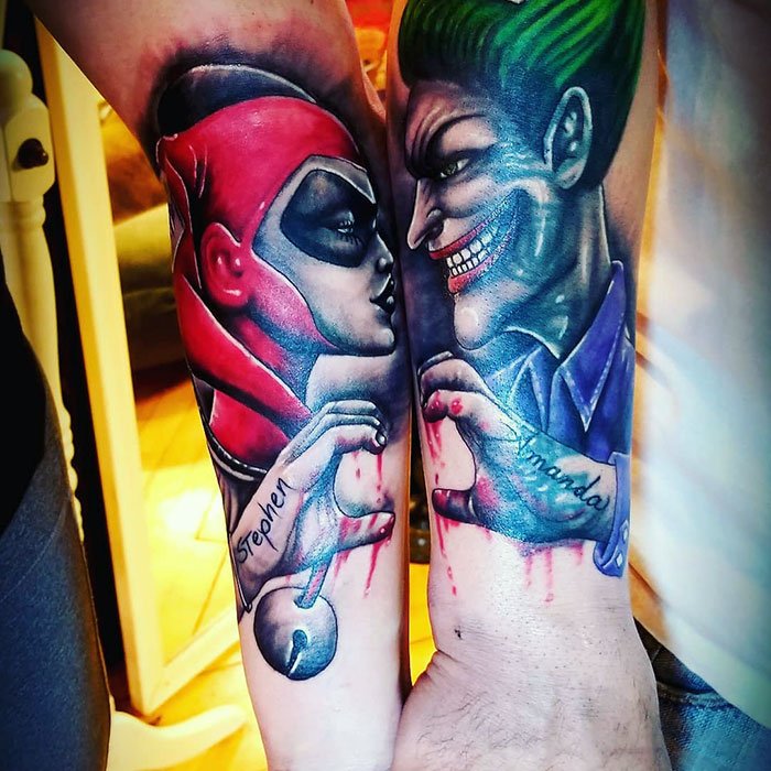 Unusual Couple Tattoos (21 pics)