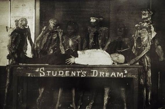 Creepy Photos (22 pics)
