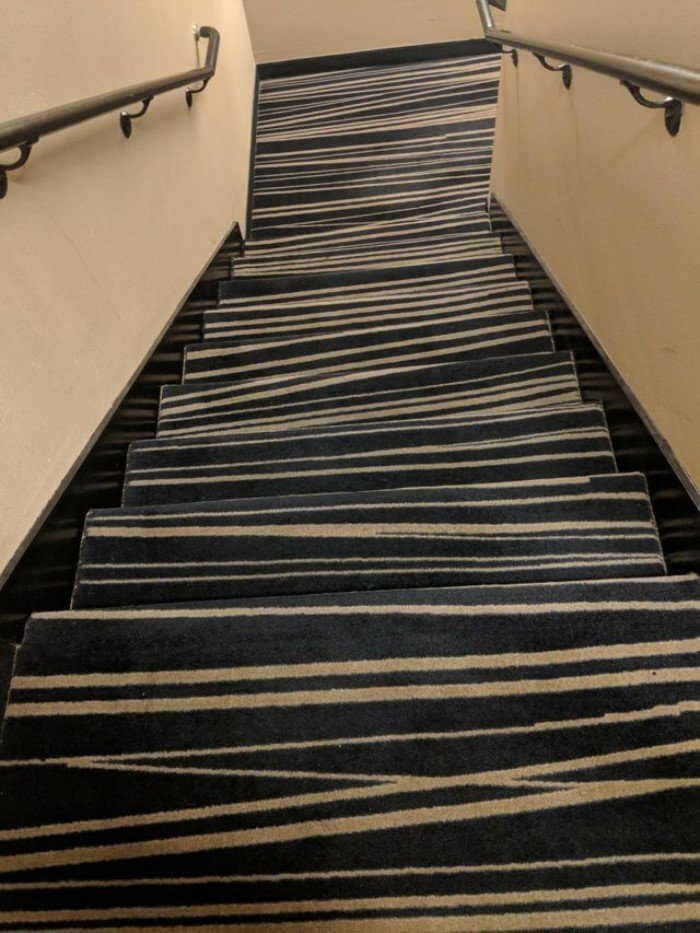 Horrible Floors (17 pics)