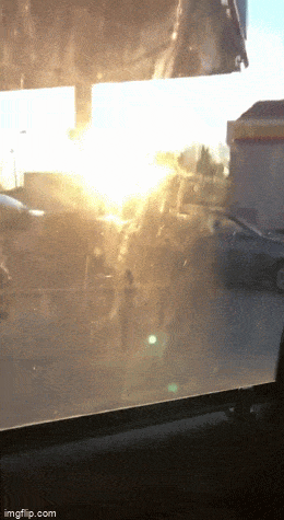 Acid GIFs, May 12 (25 gifs) Acid GIFs, May 12 (25 gifs)
