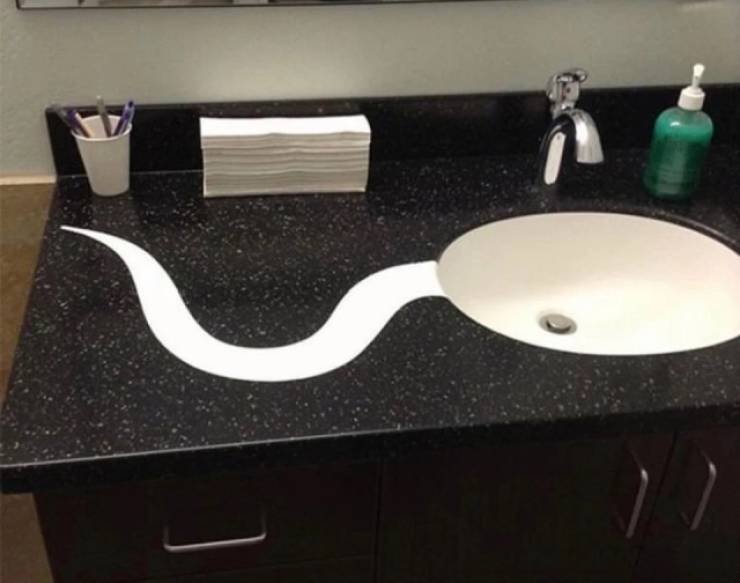 Weird Interiors (18 pics)