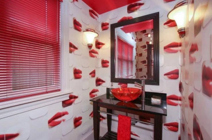 Weird Interiors (18 pics)